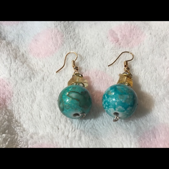 SOLD! Citrine World Crystal Dangle Earrings - Picture 8 of 8